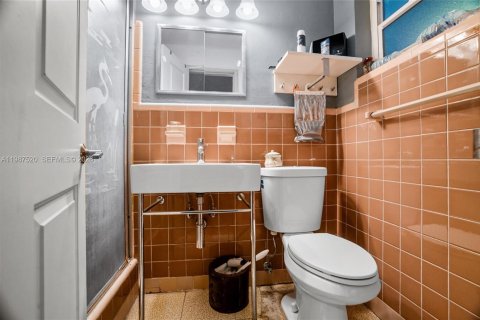 Villa ou maison à vendre à Oakland Park, Floride: 3 chambres, 147.99 m2 № 2048900 - photo 16