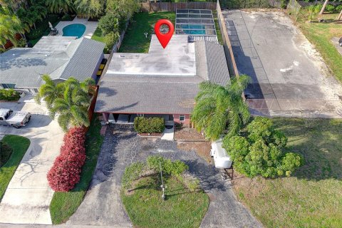 Villa ou maison à vendre à Oakland Park, Floride: 3 chambres, 147.99 m2 № 2048900 - photo 24