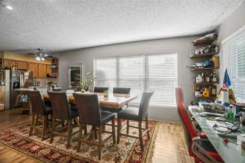 Villa ou maison à vendre à Oakland Park, Floride: 3 chambres, 147.99 m2 № 2048900 - photo 7