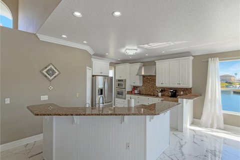 Casa en venta en Palm Coast, Florida, 6 dormitorios, 379.41 m2 № 2166775 - foto 10