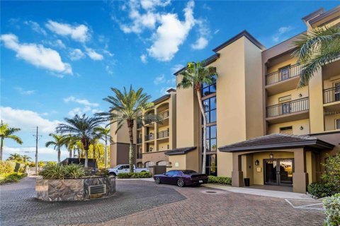 Copropriété à vendre à Cocoa Beach, Floride: 3 chambres, 167.69 m2 № 2101529 - photo 2