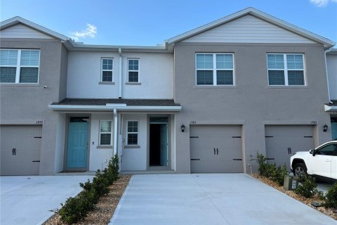 Townhouse in Davenport, Florida 3 bedrooms, 135.92 sq.m. № 1648669 - photo 1