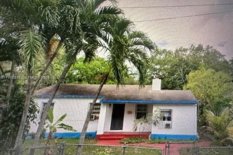 Дом в Майами, Флорида 2 спальни, 127.83м2 № 2050560