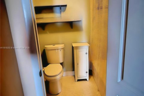 Купить кондоминиум в Норт-Майами-Бич, Флорида 2 спальни, 90.12м2, № 2054788 - фото 14