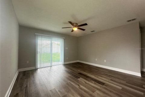Apartamento en alquiler en Kissimmee, Florida, 3 dormitorios, 102.38 m2 № 1851090 - foto 3
