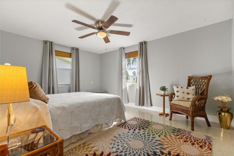 House in Hudson, Florida 3 bedrooms, 124.12 sq.m. № 1853957 - photo 6