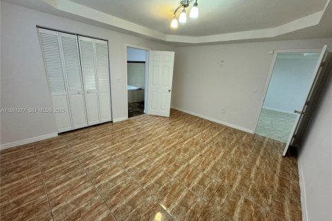 Immobilier commercial à vendre à West Palm Beach, Floride: 269.79 m2 № 2081387 - photo 6
