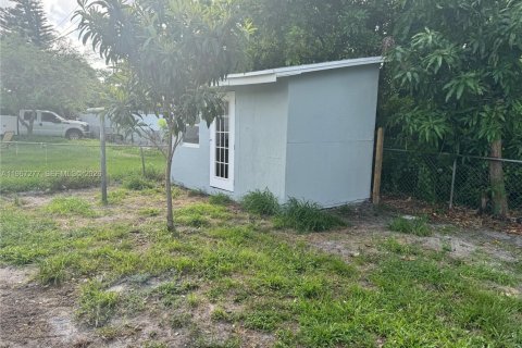 Immobilier commercial à vendre à West Palm Beach, Floride: 269.79 m2 № 2081387 - photo 25