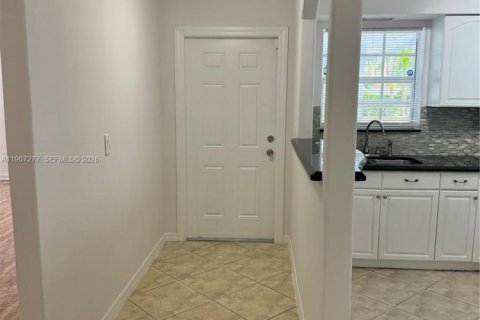 Immobilier commercial à vendre à West Palm Beach, Floride: 269.79 m2 № 2081387 - photo 20