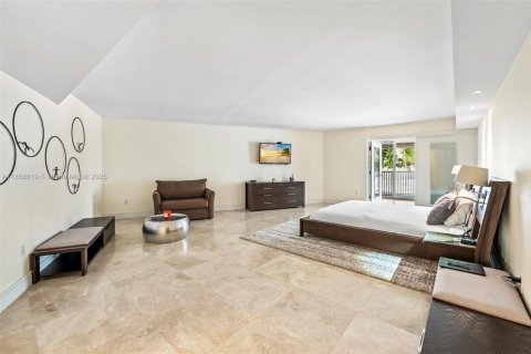 Copropriété à vendre à Key Biscayne, Floride: 3 chambres, 234.39 m2 № 1889535 - photo 17