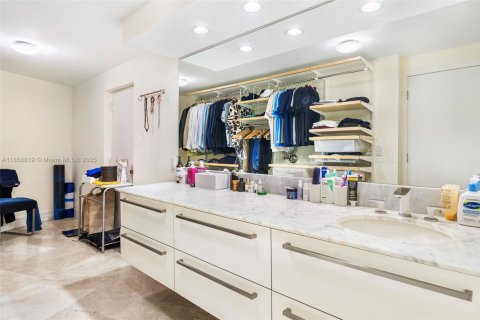 Copropriété à vendre à Key Biscayne, Floride: 3 chambres, 234.39 m2 № 1889535 - photo 22