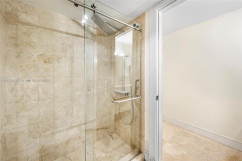 Copropriété à vendre à Key Biscayne, Floride: 3 chambres, 234.39 m2 № 1889535 - photo 30