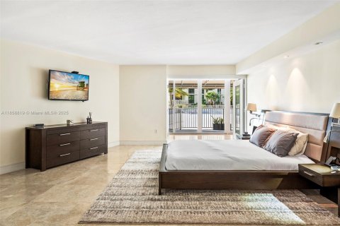Copropriété à vendre à Key Biscayne, Floride: 3 chambres, 234.39 m2 № 1889535 - photo 16
