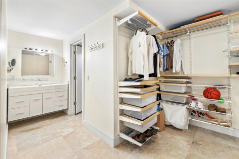 Copropriété à vendre à Key Biscayne, Floride: 3 chambres, 234.39 m2 № 1889535 - photo 29