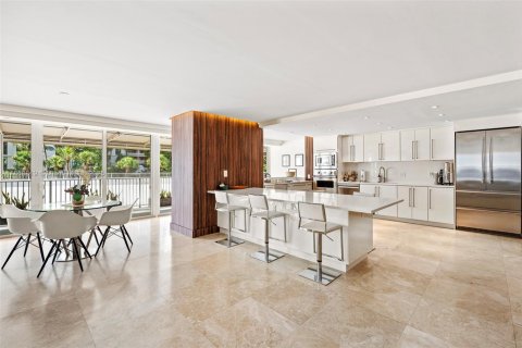 Copropriété à vendre à Key Biscayne, Floride: 3 chambres, 234.39 m2 № 1889535 - photo 9