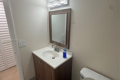 Снять в аренду кондоминиум в Майами, Флорида 2 спальни, 109.16м2, № 2004928 - фото 8