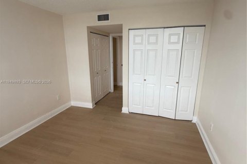 Снять в аренду кондоминиум в Майами, Флорида 2 спальни, 109.16м2, № 2004928 - фото 14