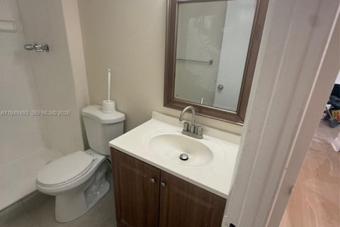 Снять в аренду кондоминиум в Майами, Флорида 2 спальни, 109.16м2, № 2004928 - фото 15