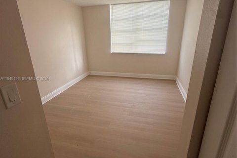 Снять в аренду кондоминиум в Майами, Флорида 2 спальни, 109.16м2, № 2004928 - фото 12