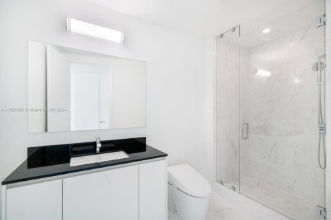 Copropriété à vendre à Sunny Isles Beach, Floride: 3 chambres, 294.59 m2 № 1763272 - photo 10