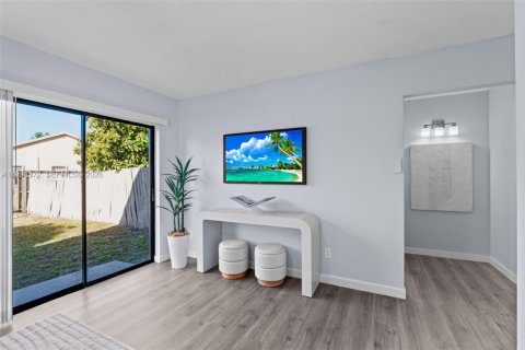 Купить таунхаус в Веллингтон, Флорида 2 спальни, 121.79м2, № 2055376 - фото 14