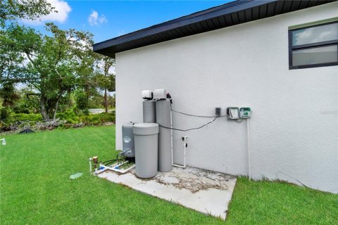 Casa en venta en Port Charlotte, Florida, 3 dormitorios, 165.64 m2 № 1905747 - foto 13