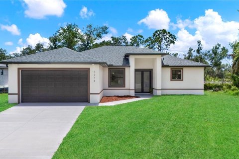 Casa en venta en Port Charlotte, Florida, 3 dormitorios, 165.64 m2 № 1905747 - foto 1