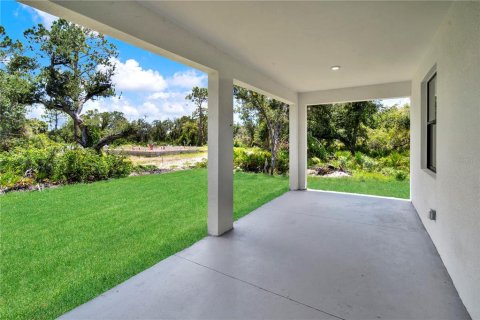Casa en venta en Port Charlotte, Florida, 3 dormitorios, 165.64 m2 № 1905747 - foto 9