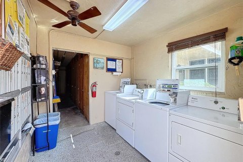 Condominio en venta en Venice, Florida, 1 dormitorio, 51.47 m2 № 2195870 - foto 22