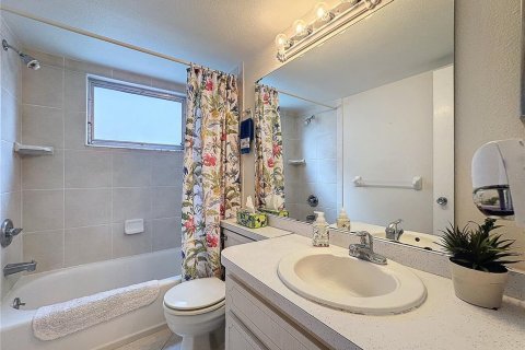 Condominio en venta en Venice, Florida, 1 dormitorio, 51.47 m2 № 2195870 - foto 12