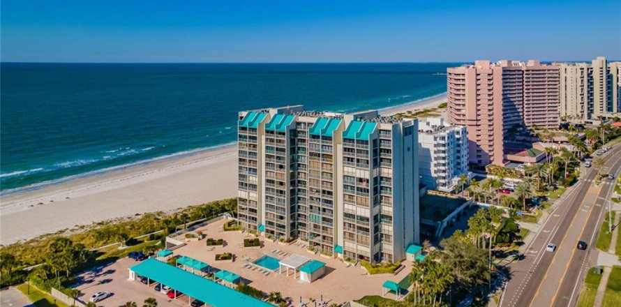 Condominio en Clearwater, Florida, 2 dormitorios № 1782790
