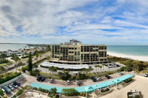 Снять в аренду кондоминиум в Клируотер, Флорида 3 комнаты, 126.72м2, № 1782790 - фото 2