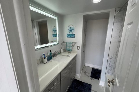 Снять в аренду кондоминиум в Клируотер, Флорида 3 комнаты, 126.72м2, № 1782790 - фото 17