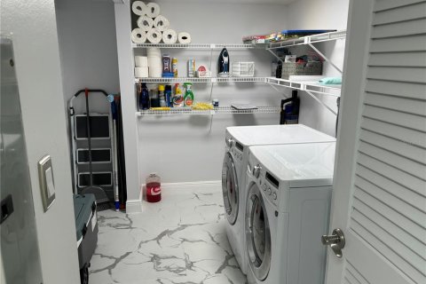 Снять в аренду кондоминиум в Клируотер, Флорида 3 комнаты, 126.72м2, № 1782790 - фото 22