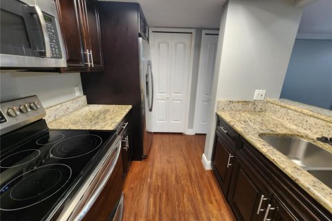 Adosado en venta en Gainesville, Florida, 3 dormitorios, 127.28 m2 № 2104457 - foto 12
