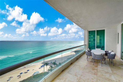 Condo in Sunny Isles Beach, Florida, 4 bedrooms  № 2035454 - photo 24