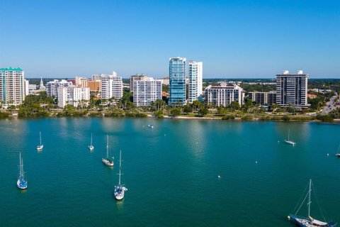 Casa en venta en Sarasota, Florida, 3 dormitorios, 277.5 m2 № 2100463 - foto 8