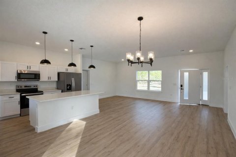 House in Citrus Springs, Florida 3 bedrooms, 134.52 sq.m. № 2152379 - photo 3