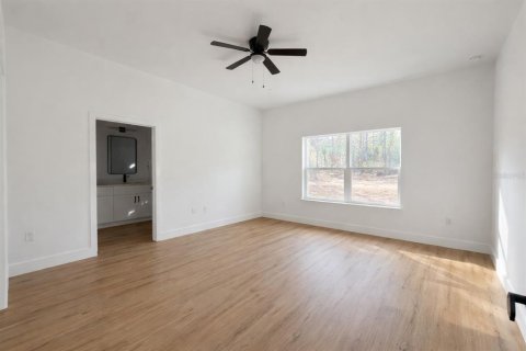 House in Citrus Springs, Florida 3 bedrooms, 134.52 sq.m. № 2152379 - photo 8