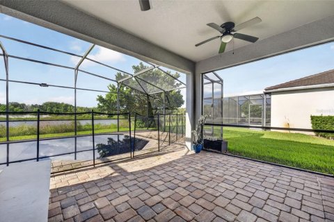 Villa ou maison à vendre à Haines City, Floride: 3 chambres, 142.51 m2 № 2134897 - photo 2
