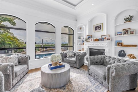 Villa ou maison à vendre à Tampa, Floride: 4 chambres, 332.13 m2 № 2156854 - photo 18