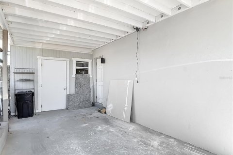 Villa ou maison à vendre à New Port Richey, Floride: 2 chambres, 99.22 m2 № 2143266 - photo 26