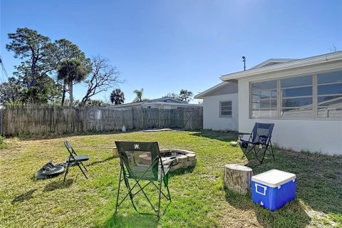 Villa ou maison à vendre à New Port Richey, Floride: 2 chambres, 99.22 m2 № 2143266 - photo 30