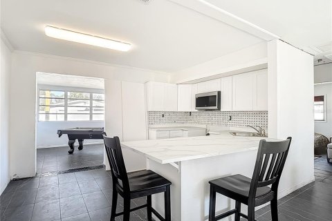Villa ou maison à vendre à New Port Richey, Floride: 2 chambres, 99.22 m2 № 2143266 - photo 7
