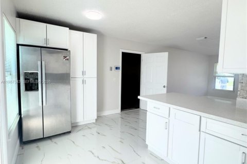 Casa en alquiler en North Lauderdale, Florida, 3 dormitorios, 88.91 m2 № 2051148 - foto 6