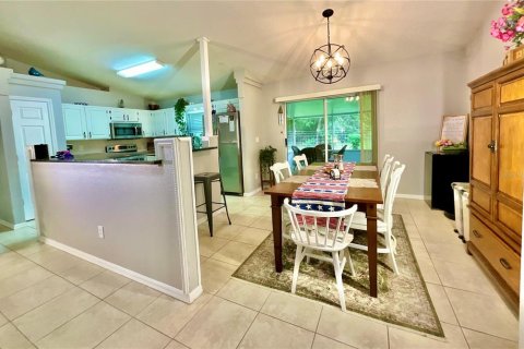 House in Waldo, Florida 3 bedrooms, 130.06 sq.m. № 2107928 - photo 8
