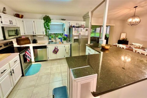 House in Waldo, Florida 3 bedrooms, 130.06 sq.m. № 2107928 - photo 15