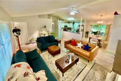 House in Waldo, Florida 3 bedrooms, 130.06 sq.m. № 2107928 - photo 6