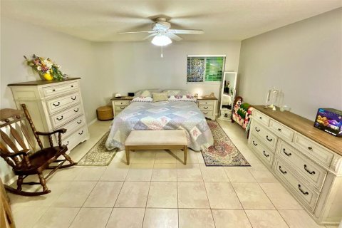 House in Waldo, Florida 3 bedrooms, 130.06 sq.m. № 2107928 - photo 20