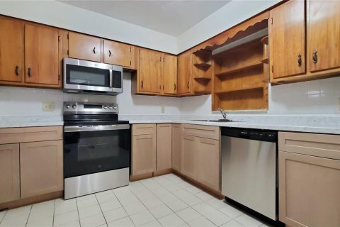 House in South Pasadena, Florida 3 bedrooms, 109.81 sq.m. № 2105104 - photo 8